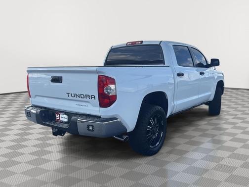 2014 Toyota Tundra SR5