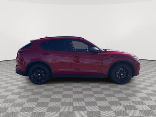 2021 Alfa Romeo Stelvio Sport