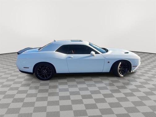 2022 Dodge Challenger R/T Scat Pack