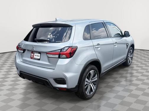 2024 Mitsubishi Outlander Sport SE