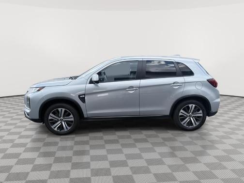 2024 Mitsubishi Outlander Sport SE