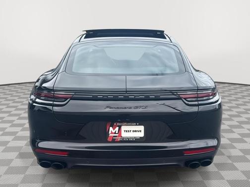 2019 Porsche Panamera GTS