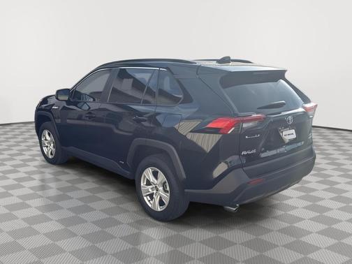 2021 Toyota RAV4 Hybrid LE