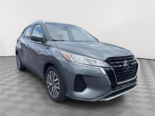 2021 Nissan Kicks SV