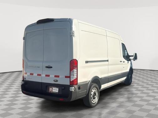 2018 Ford Transit-250 148 WB Medium Roof Cargo