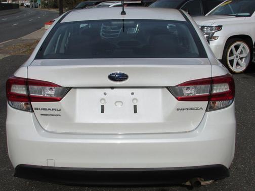 2022 Subaru Impreza Base