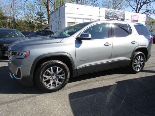 Gray 2023 GMC Acadia SLE