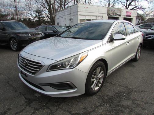 2016 Hyundai SONATA SE
