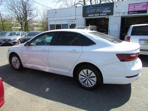 Pure White 2019 Volkswagen Jetta 1.4T S