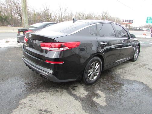 2019 Kia Optima LX