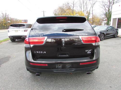2013 Lincoln MKX Base