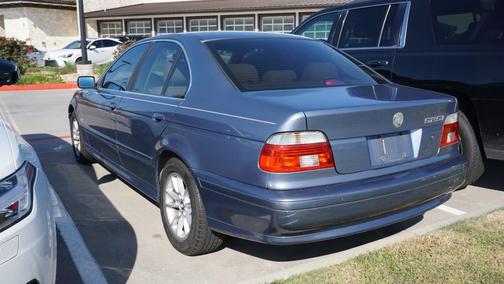2003 BMW 525 525i