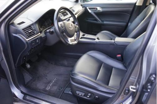 2017 Lexus CT 200h Base