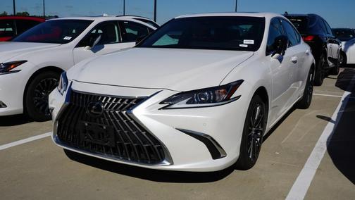 2024 Lexus ES 250 Base