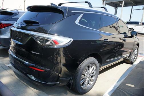 2022 Buick Enclave AWD Avenir