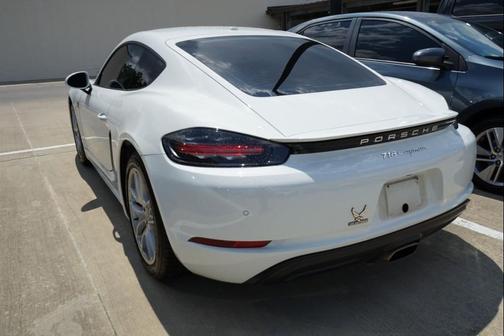 2021 Porsche 718 Cayman T