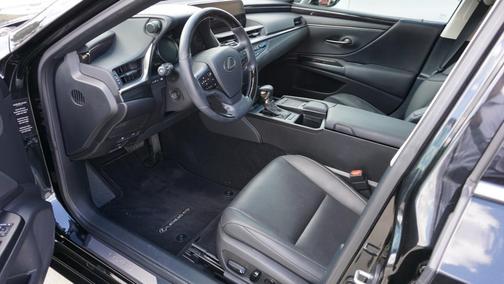2021 Lexus ES 350 Base