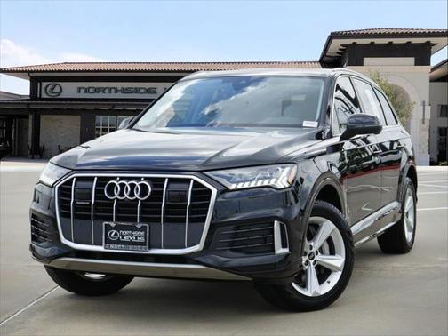 2023 Audi Q7 45 Premium Plus