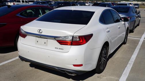 2016 Lexus ES 350 Base