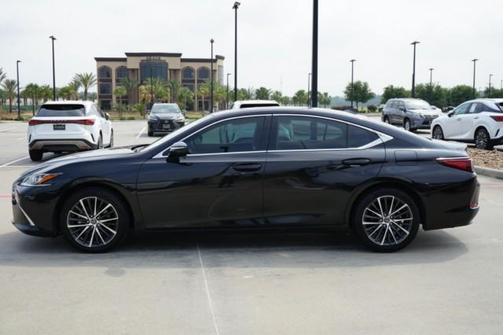 2022 Lexus ES 350 Base