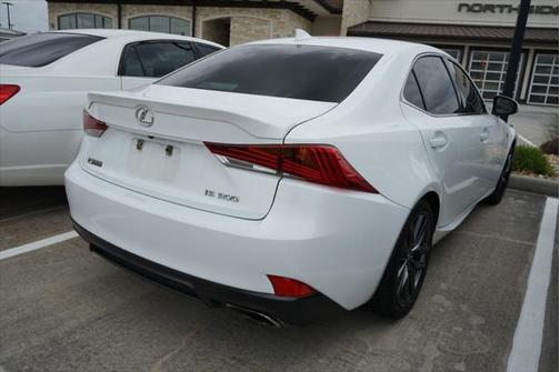 2018 Lexus IS 300 Base