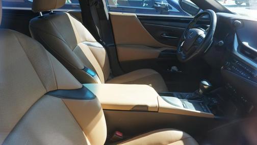 2020 Lexus ES 350 Base