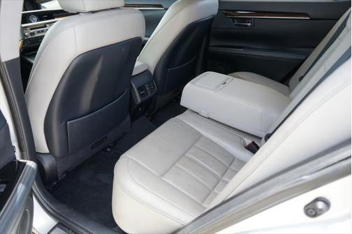 2016 Lexus ES 350 Base