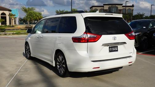 2020 Toyota Sienna Limited Premium
