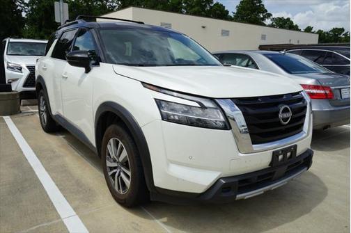 2023 Nissan Pathfinder SL FWD