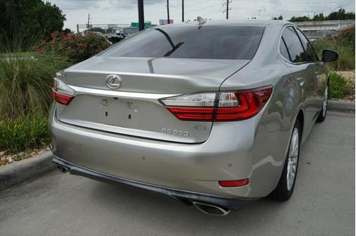 2016 Lexus ES 350 Base