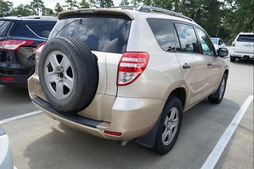 2009 Toyota RAV4 Base