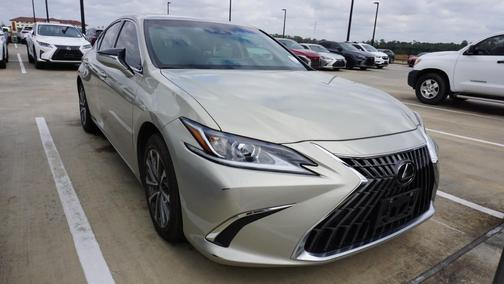 2023 Lexus ES 350 Base