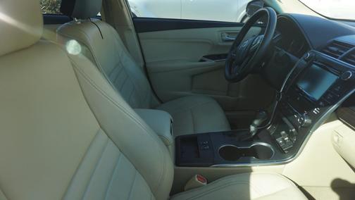 2016 Toyota Camry XLE