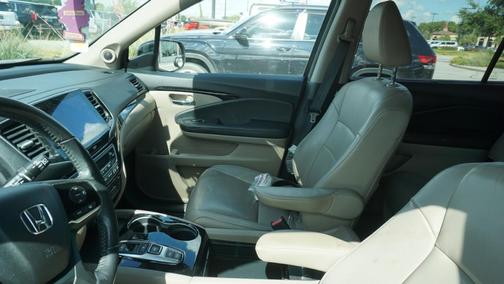 2020 Honda Pilot Touring 8-Passenger