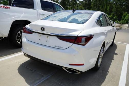 2021 Lexus ES 350 Ultra Luxury