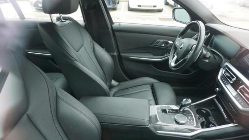 2021 BMW 330 330i