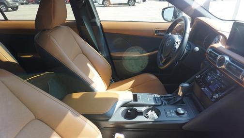 2022 Lexus IS 300 Base