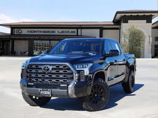 2023 Toyota Tundra Hybrid Platinum