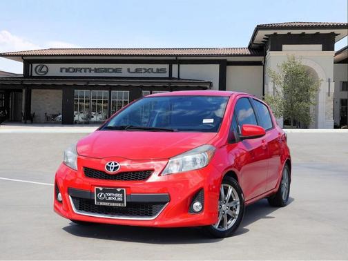 2014 Toyota Yaris L