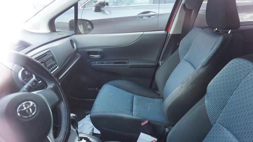 2014 Toyota Yaris L