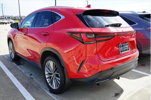 2022 Lexus NX 350h Luxury