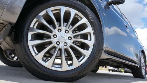 2015 INFINITI QX80 Base