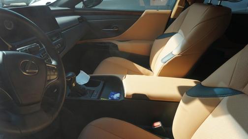 2023 Lexus ES 350 Base