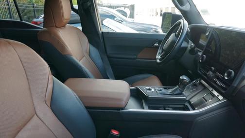 2024 Lexus GX 550 Premium