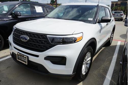 2020 Ford Explorer Base