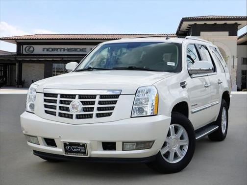 2013 Cadillac Escalade Base