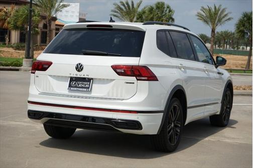 2022 Volkswagen Tiguan 2.0T SE R-Line Black 4MOTION