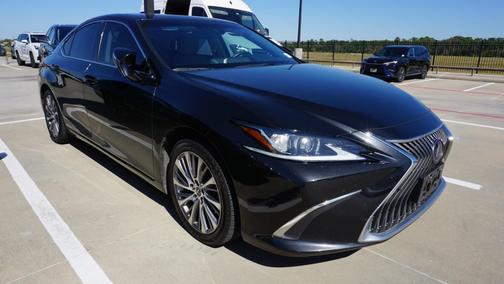2021 Lexus ES 300h Base