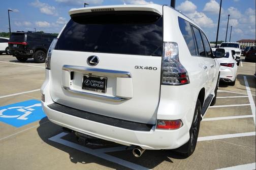 2023 Lexus GX 460 Premium
