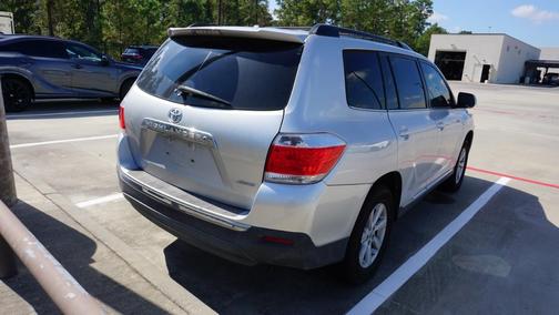 2012 Toyota Highlander SE